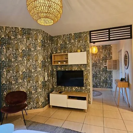 Ravissant T3 Climatise 6 Personnes Appartement *