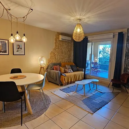 Apartment Ravissant T3 Climatise 6 Personnes Sete